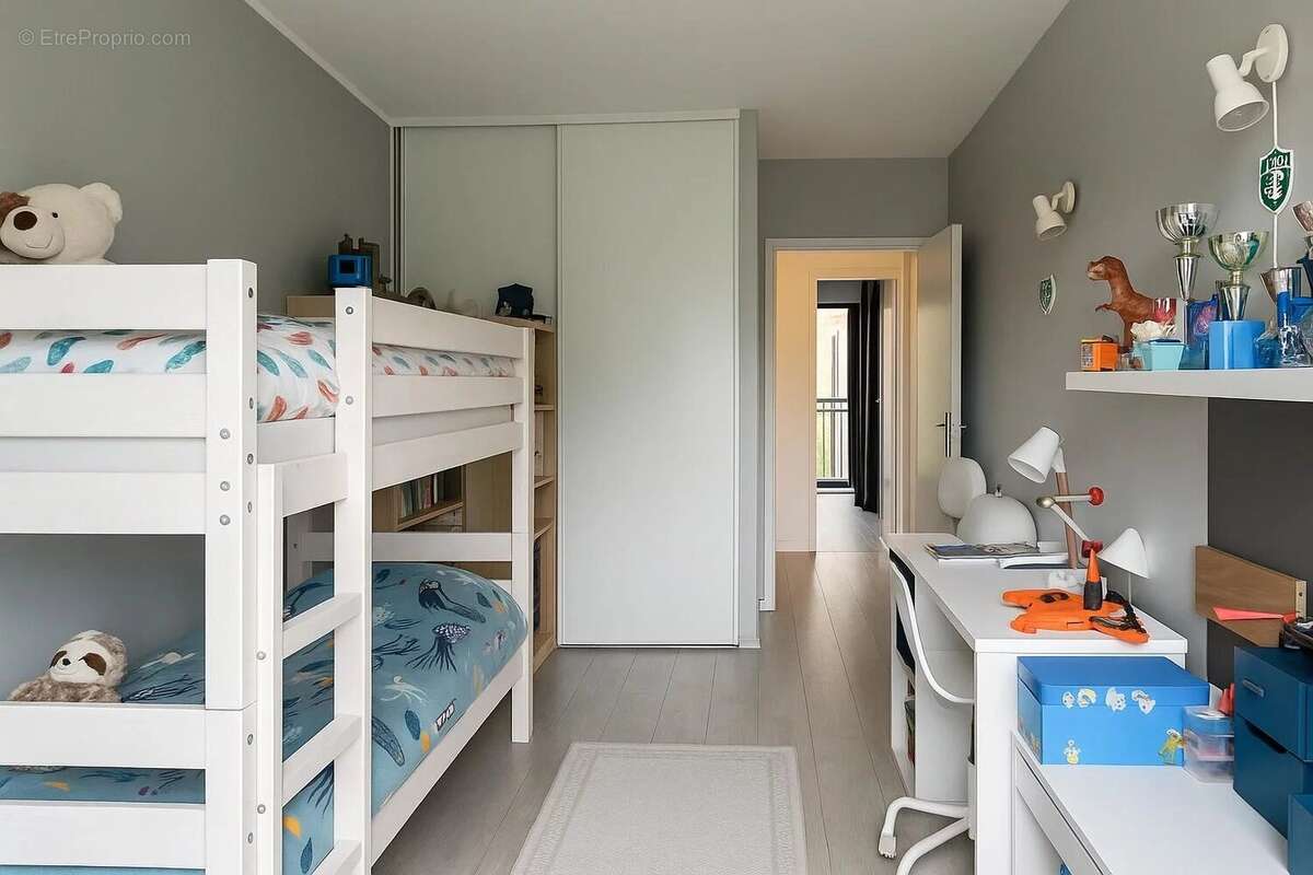 Appartement à SAINT-MAUR-DES-FOSSES