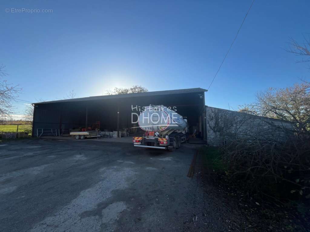 Maison à JOUY-LE-CHATEL