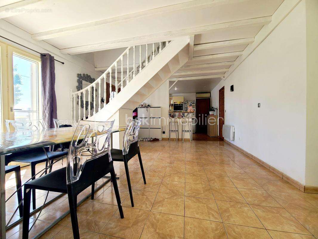 Maison à ROZAY-EN-BRIE