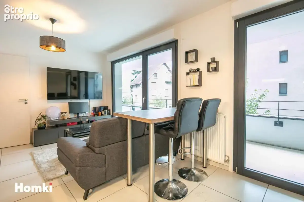 Appartement T3 de 60 m² à Grenoble 38100, Allée Henriette Gröll - photo 3