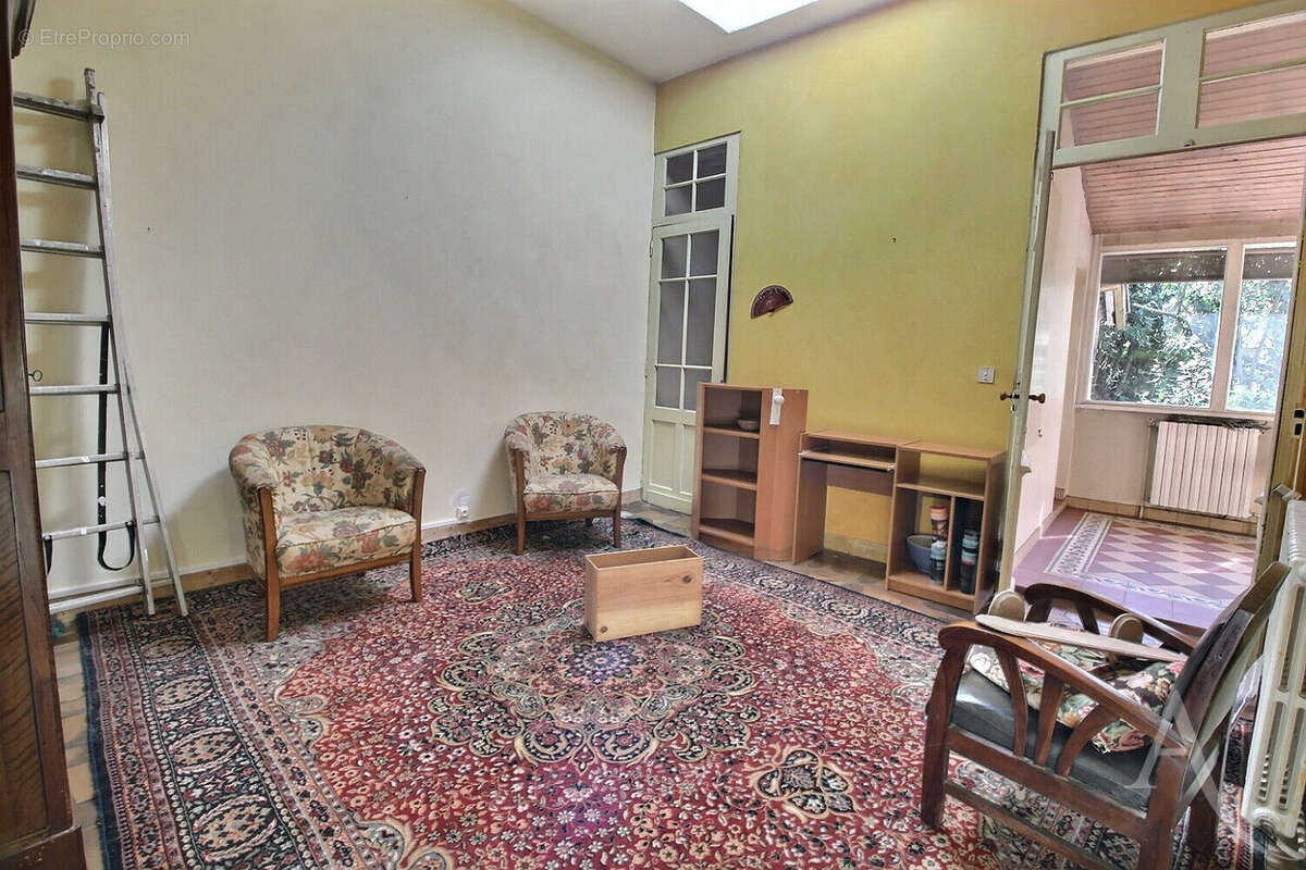Maison en Pierre type échoppe double  95 m² Jardin - photo 9