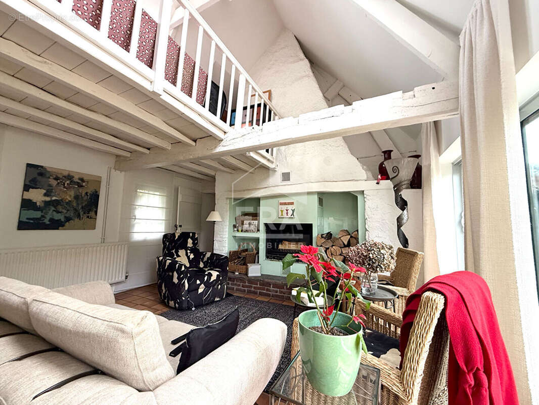 Maison à TUBERSENT