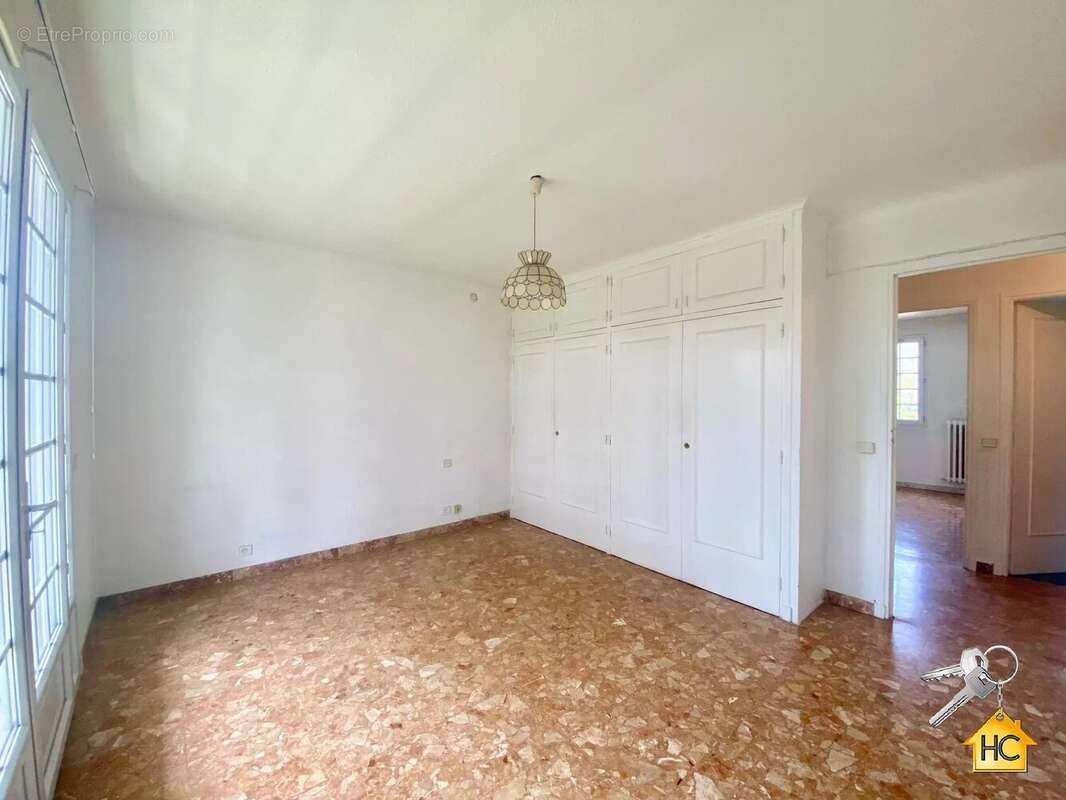 Mougins limite le Cannet Appartement-villa 3850€/m2 avec Jardin 250 m2 - photo 17