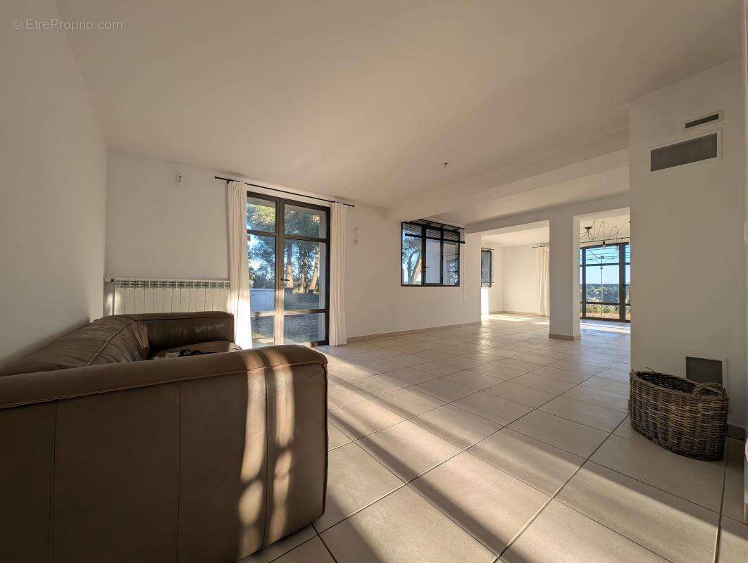 Maison à CASTELNAU-DE-GUERS