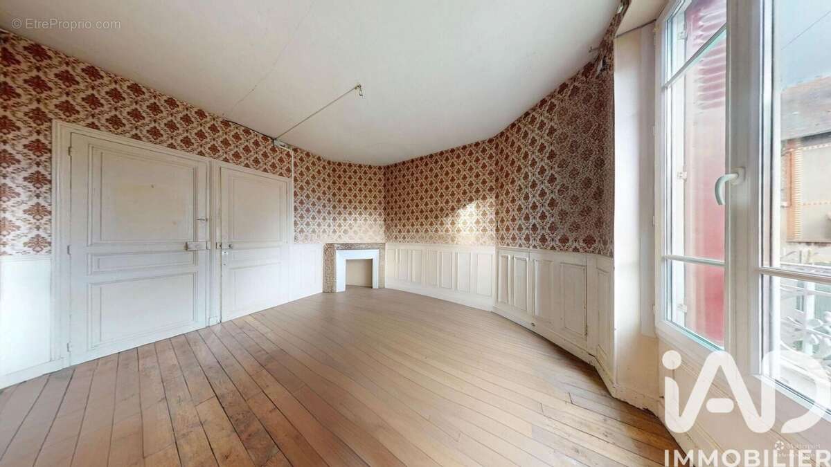 Photo 4 - Maison à MONTEREAU-FAULT-YONNE