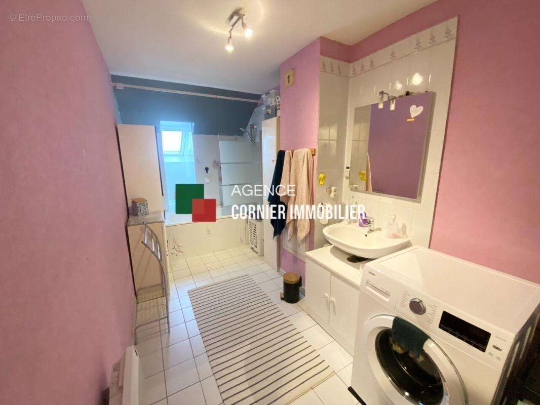 Appartement à LA BOUEXIERE