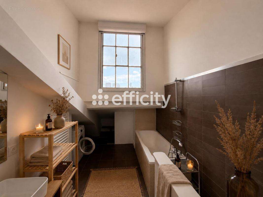 Appartement à LYON-6E