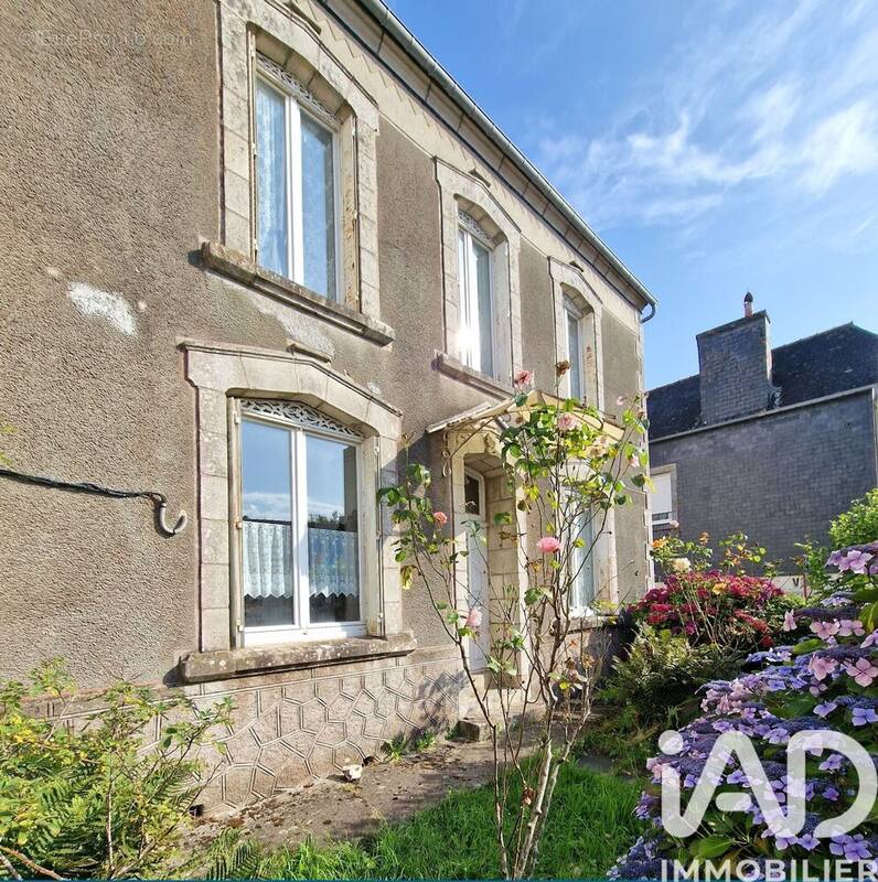 Photo 1 - Maison à MAEL-CARHAIX