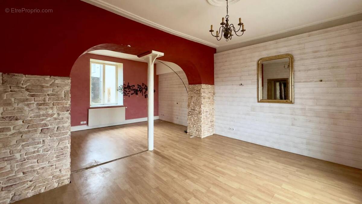 Maison à BOUXIERES-AUX-DAMES