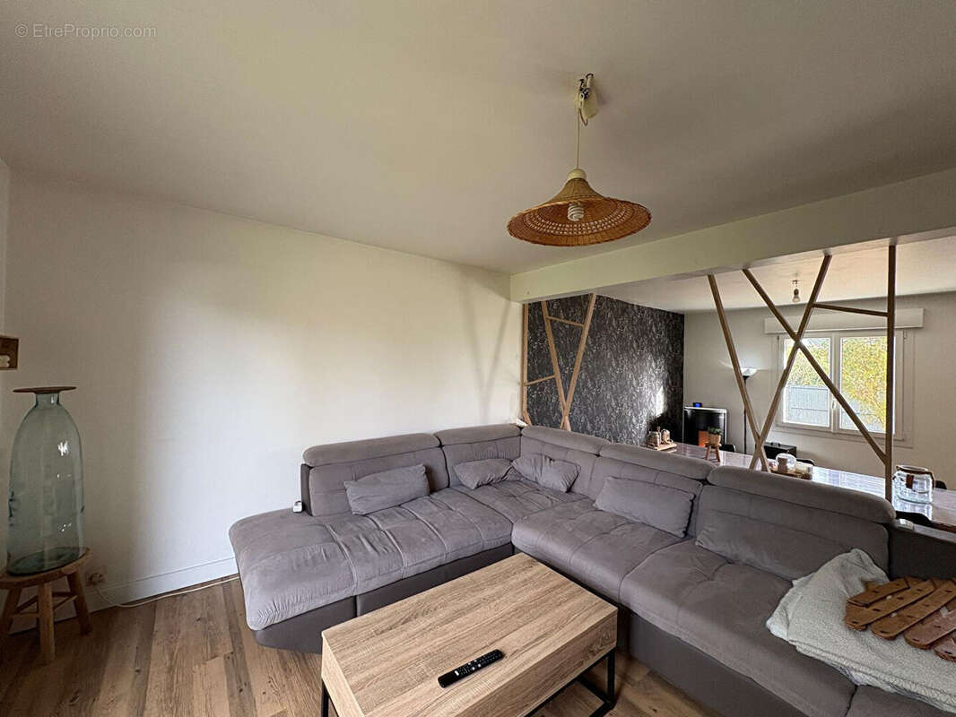 Maison à LAMPAUL-GUIMILIAU