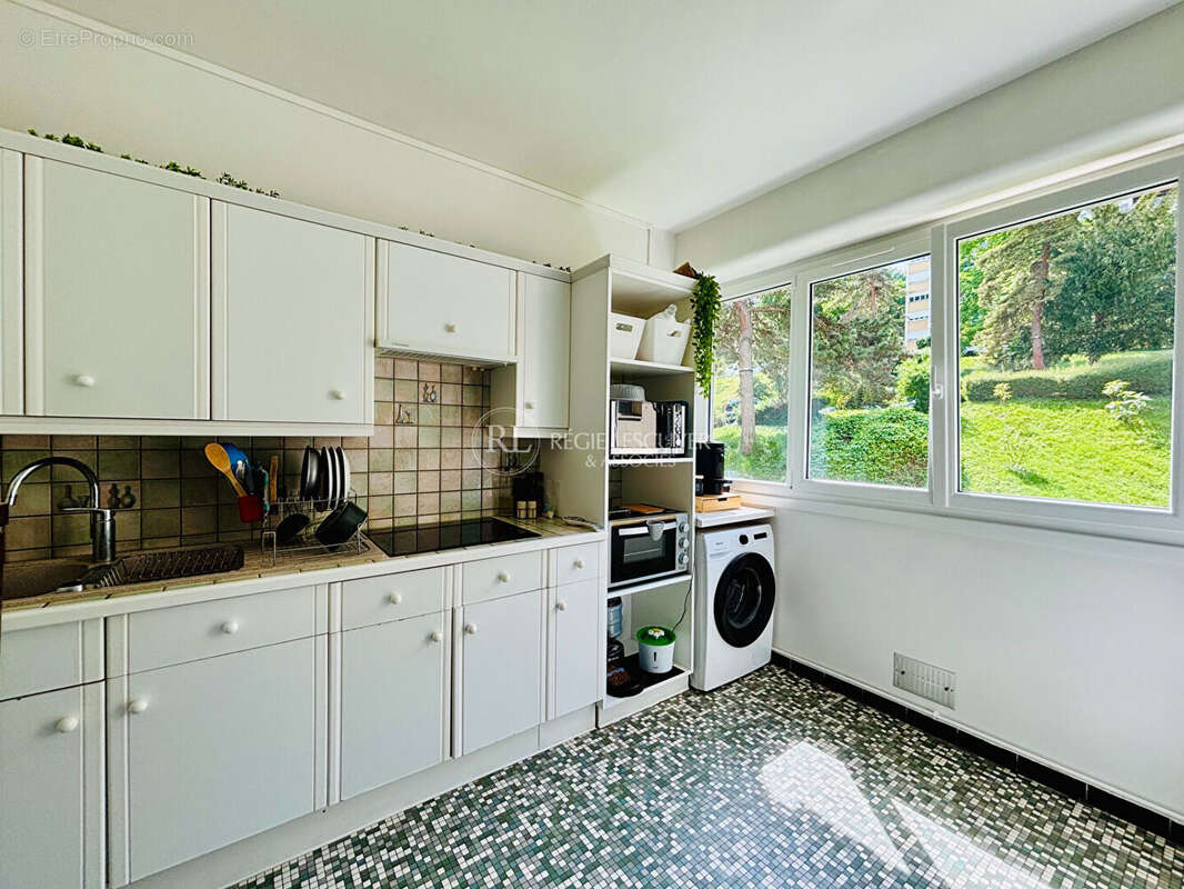 Appartement à SAINTE-FOY-LES-LYON