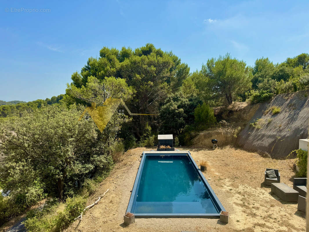 Vue imprenable sur les Dentelles de Montmirail, piscine, prestations modernes et excellente performance énergé - photo 31