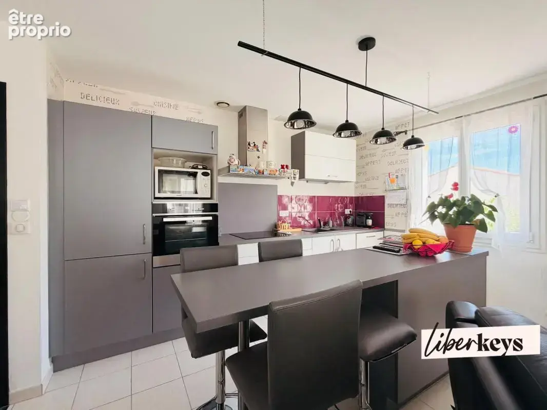  la roche-sur-yon – pavillon 124 m² avec logement indépendant – un bien à fort potentiel - photo 4