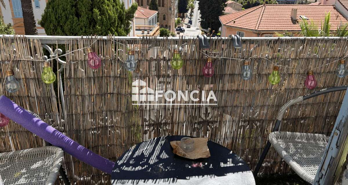 Appartement à HYERES