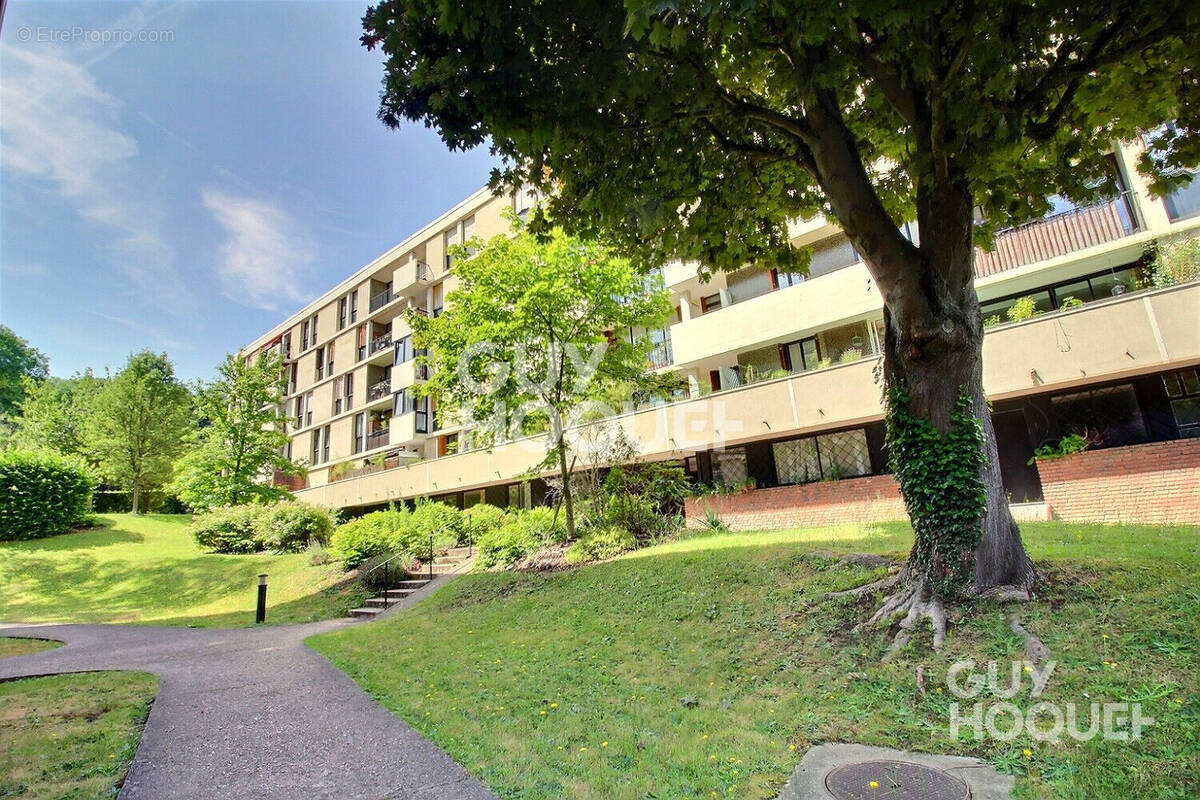 Appartement à CHAVILLE