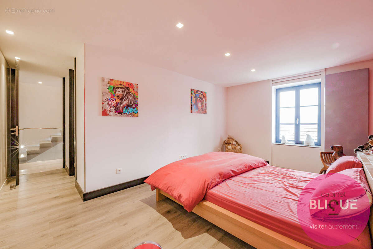 Maison à LAY-SAINT-CHRISTOPHE