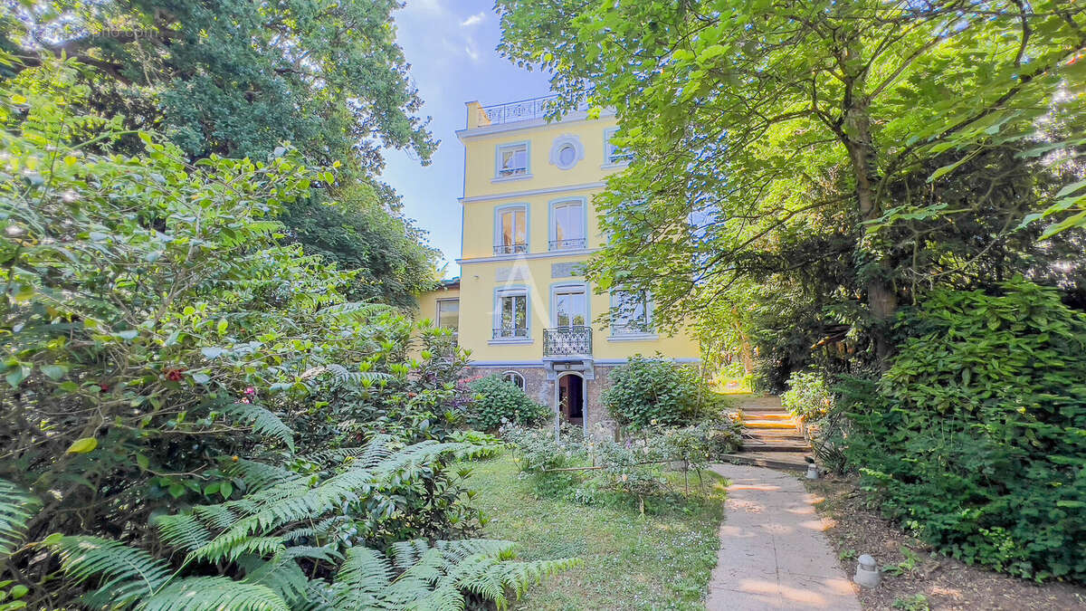 Maison à MONTGERON