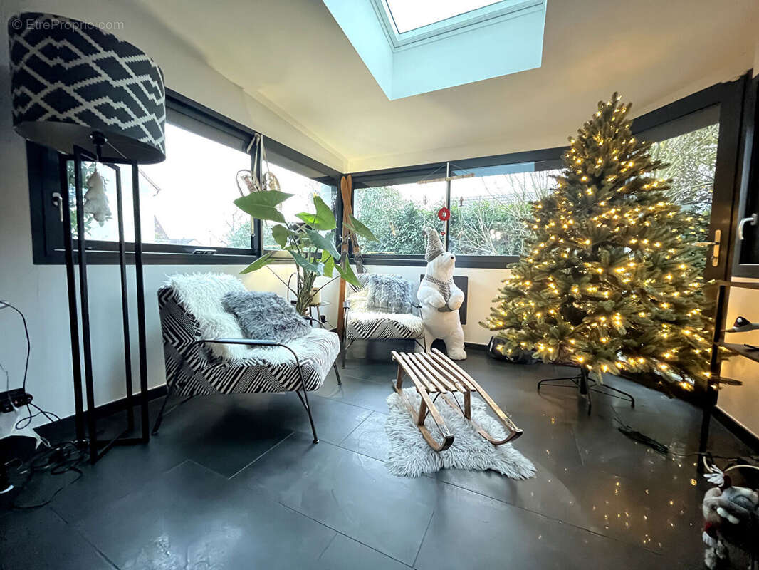 Maison à LA VILLE-DU-BOIS