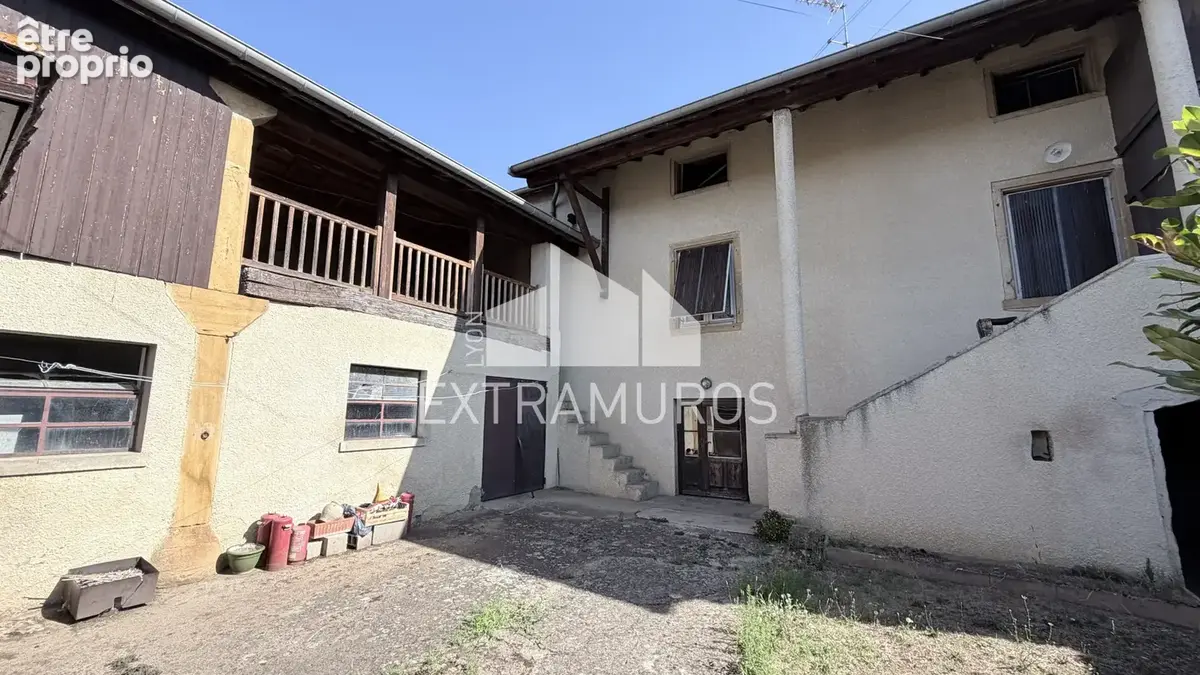 A vendre en exclusivite a saint germain/nuelles ancienne ferme beaujolaise avec annexes - photo 10