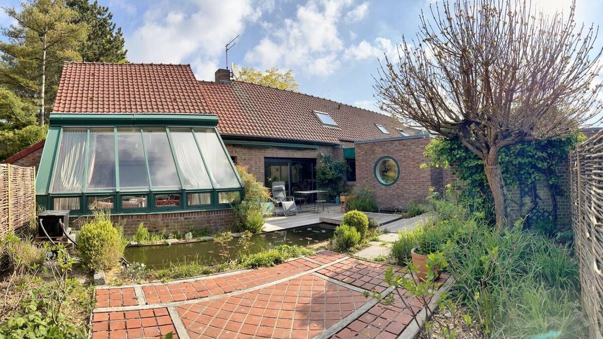 Maison à ENNETIERES-EN-WEPPES