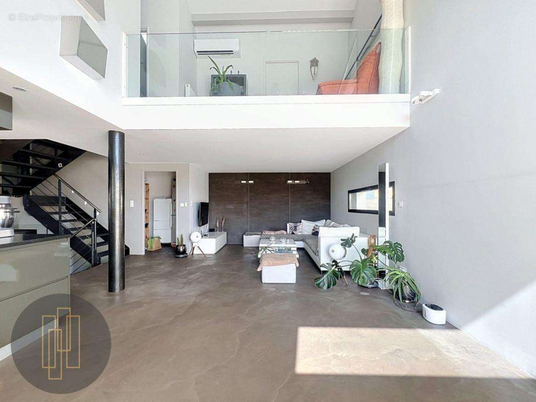 Exclusivité - Maison contemporaine 4 chambres au centre de Reyrieux - photo 4