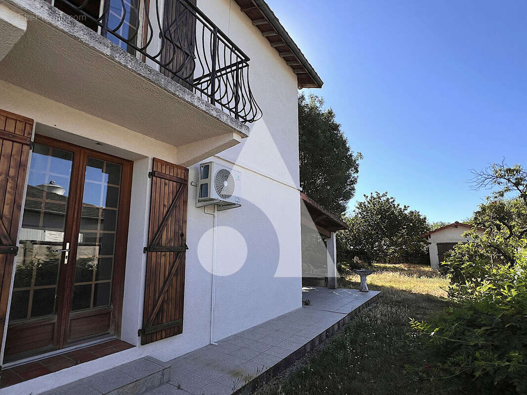 Maison au coeur de Coutras - photo 4