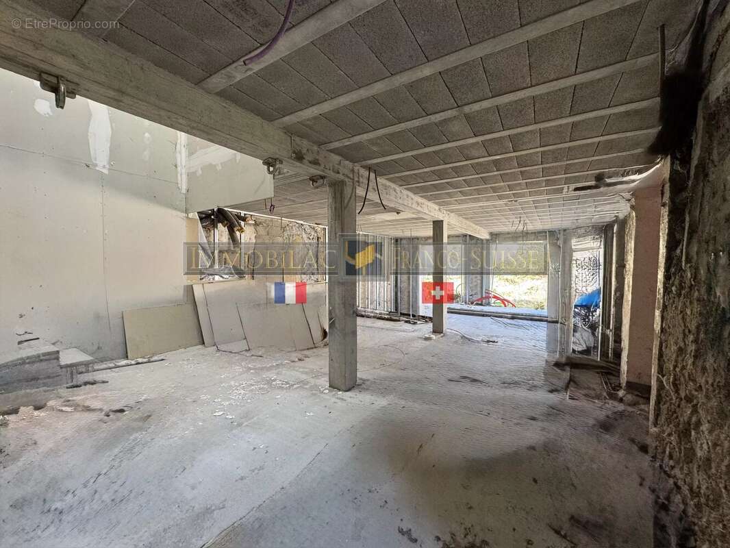 Maison à DINGY-EN-VUACHE