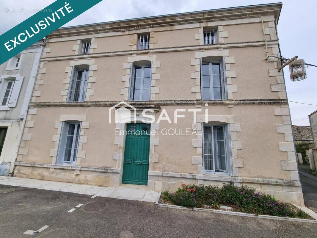 Photo 1 - Maison à COULON