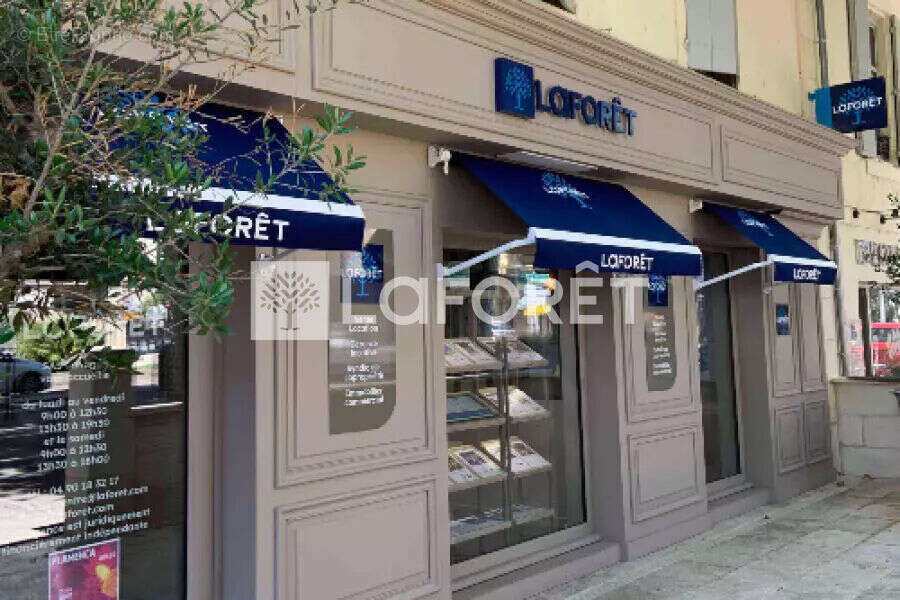 Appartement à FOURQUES