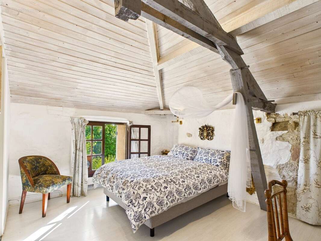 Maison élégante avec piscine, maison d'amis et vue imprenable - photo 19