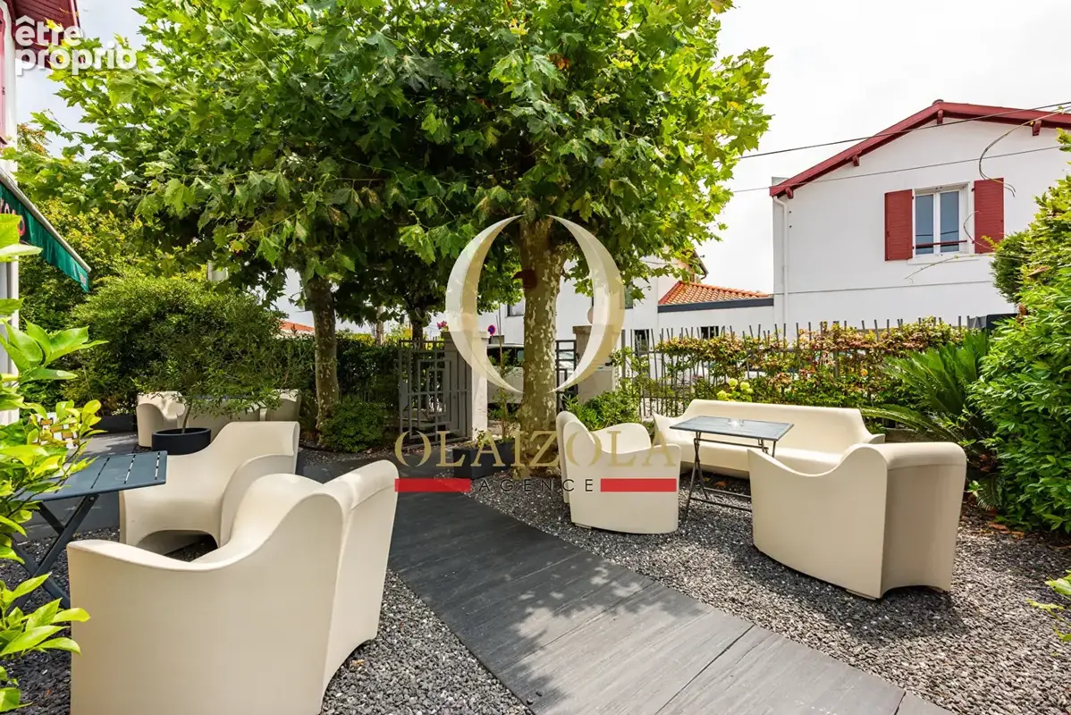 BIARRITZ : Vente des murs et du fonds de commerce d'un hôtel 3 étoiles avec licence IV - photo 4