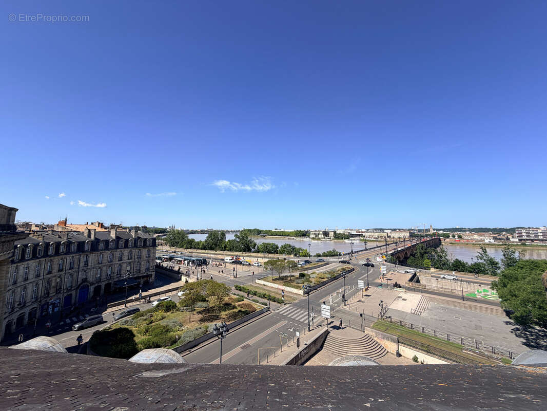 3 pièces avec terrasse- Quartier Saint Michel - photo 2