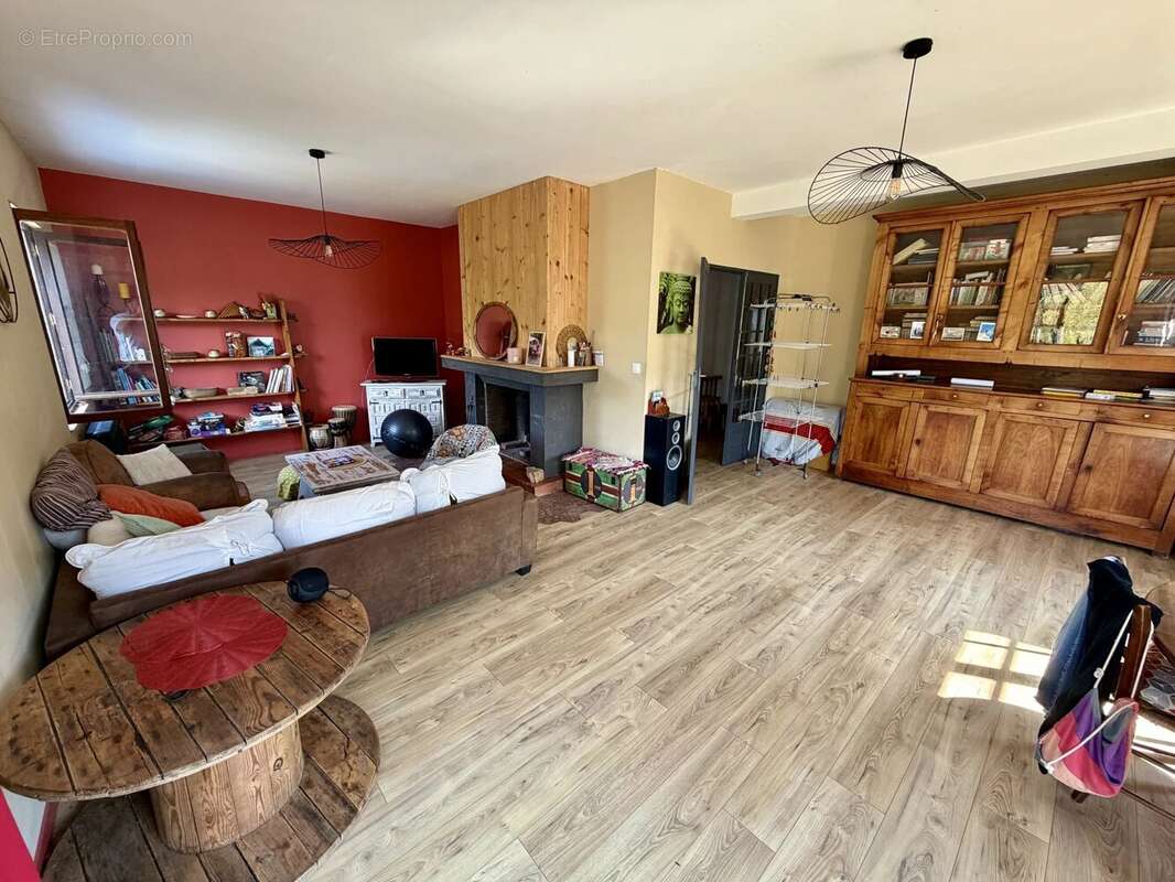Maison de 186m2 à Castillon-en-Couserans - photo 6