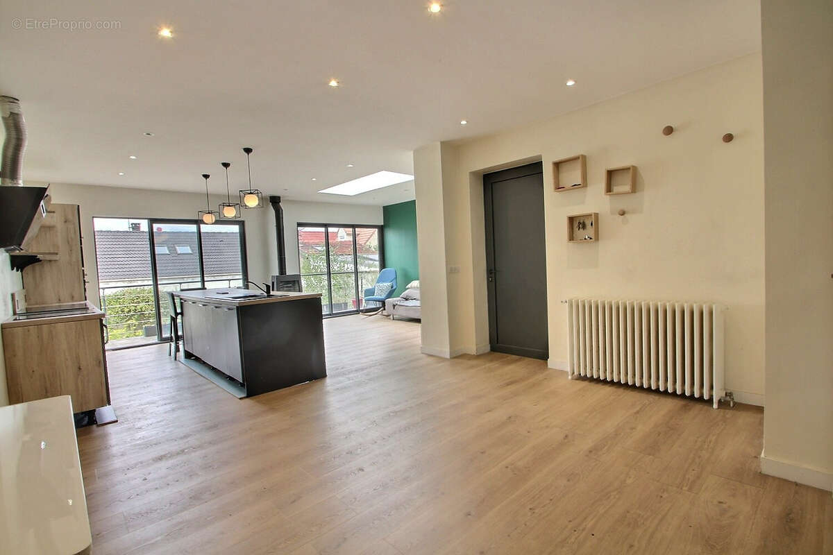 Maison à NANTERRE