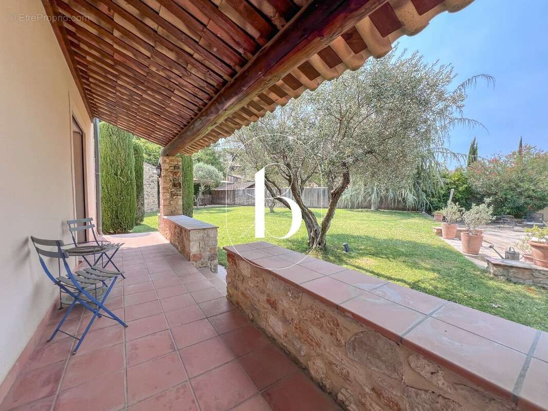 Maison 180 m² à Sabran  - photo 37