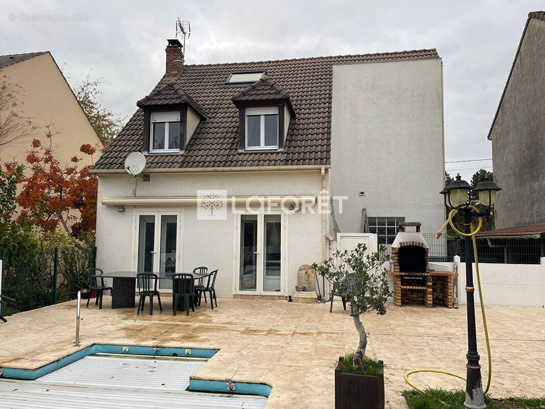 Maison à CONFLANS-SAINTE-HONORINE