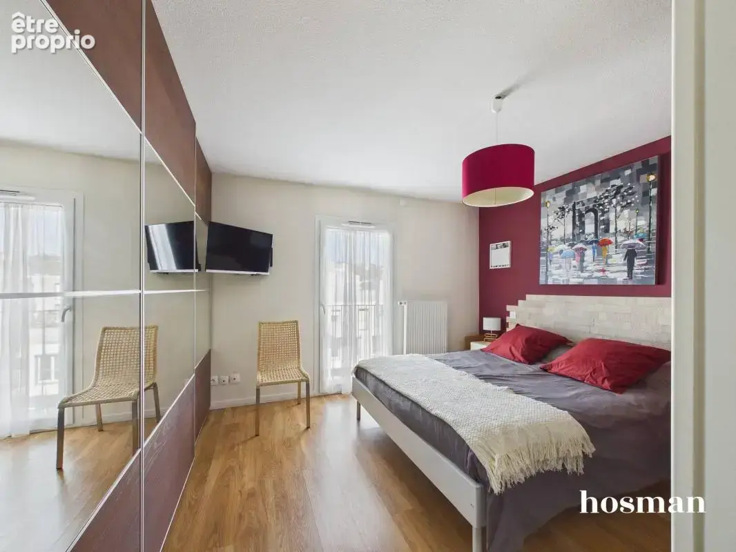 Duplex 3 pièces, 78 m² Carrez avec terrasses de 70 m², ascenseur, parking, mini piscine - Impasse Toubart, Cenon - photo 9