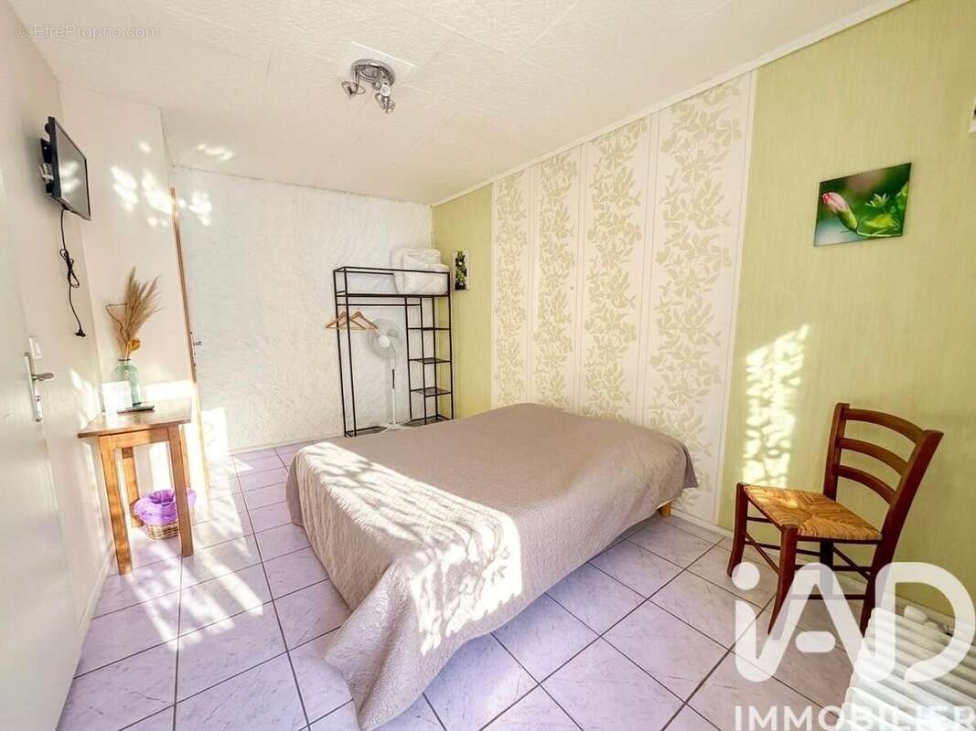 Photo 9 - Appartement à CHAROLS