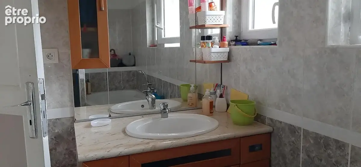 Maison famiale de 4 chambres dans quartier tranquille - photo 18