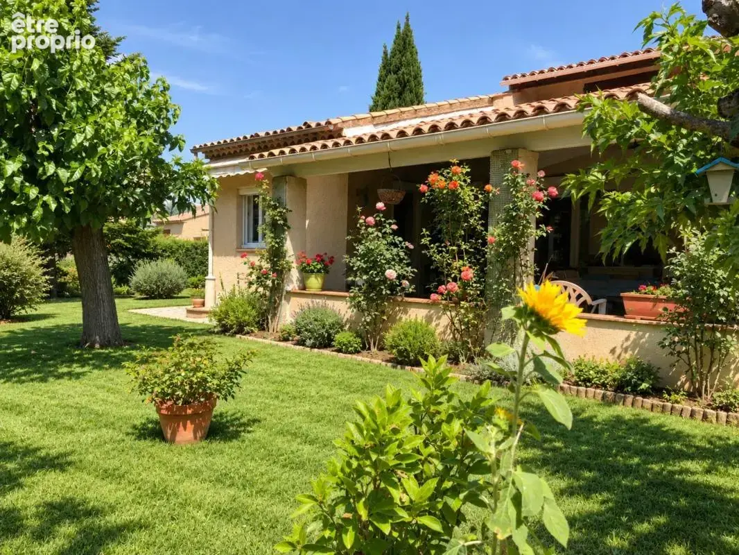 Maison à VINON-SUR-VERDON