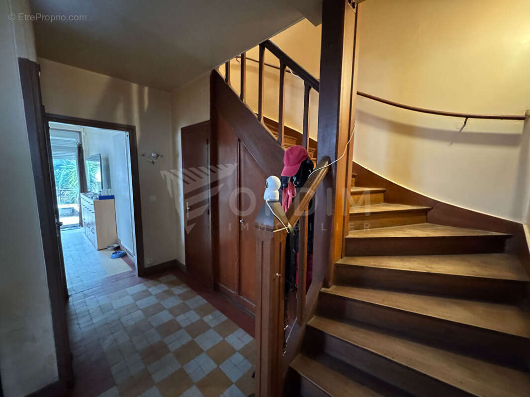 Maison à COSNE-COURS-SUR-LOIRE