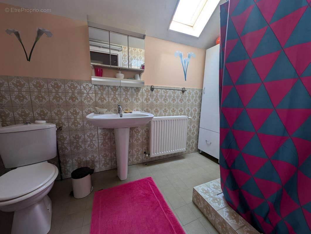 Maison à BEAUREPAIRE