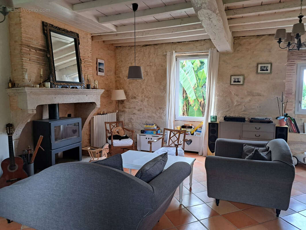 Maison à SAINT-LAURENT-DU-BOIS