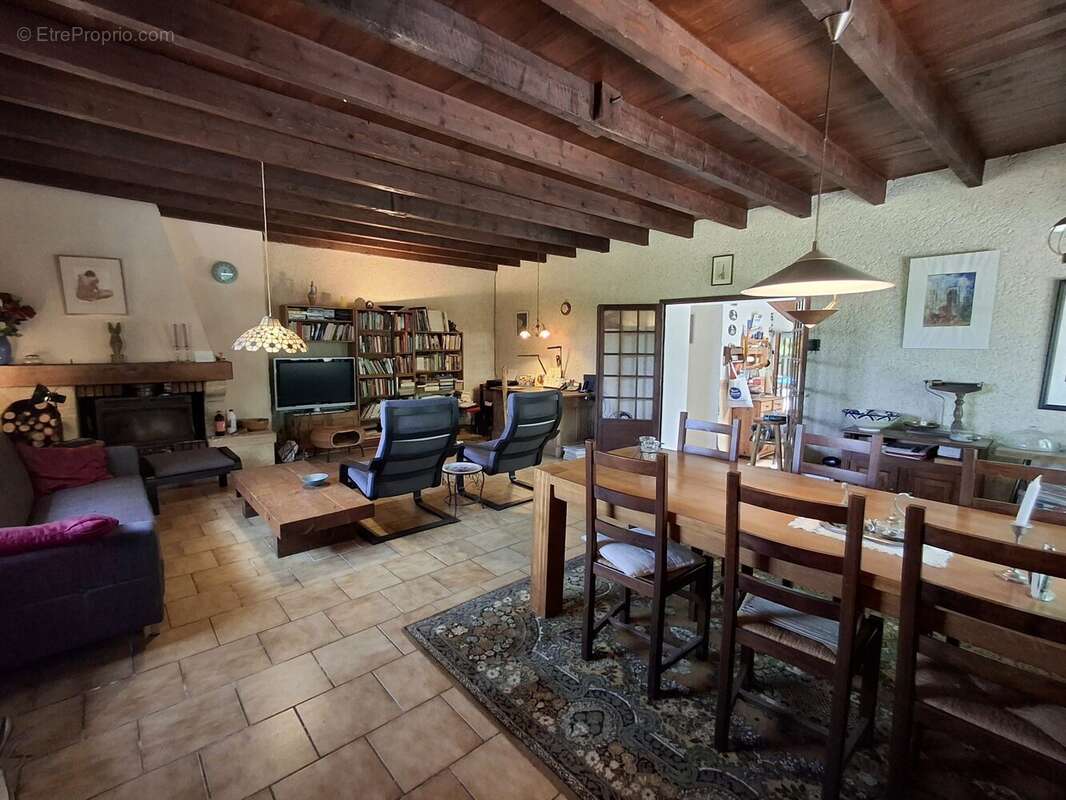 Maison à MONFLANQUIN