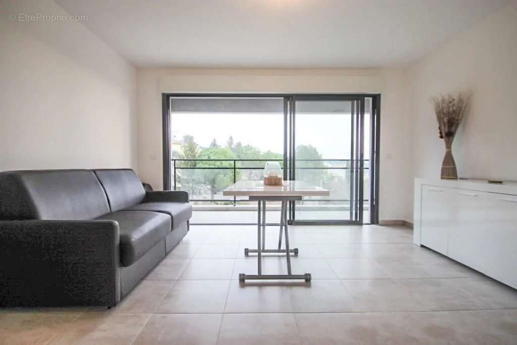 Appartement à VENCE