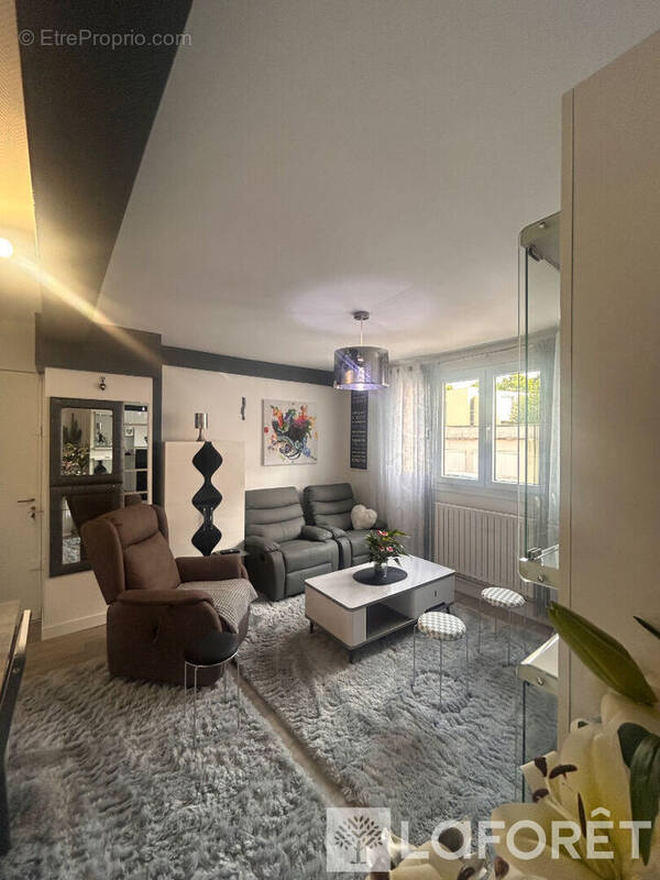 Appartement à LIVRY-GARGAN
