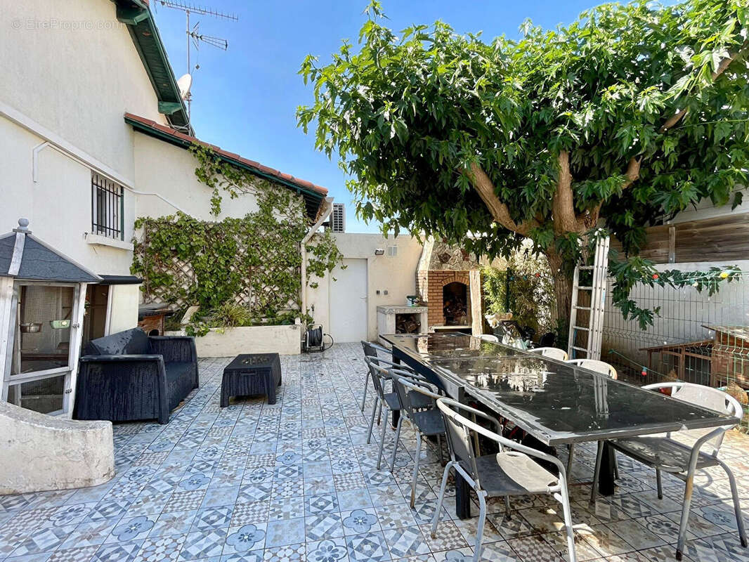 Maison à FRONTIGNAN