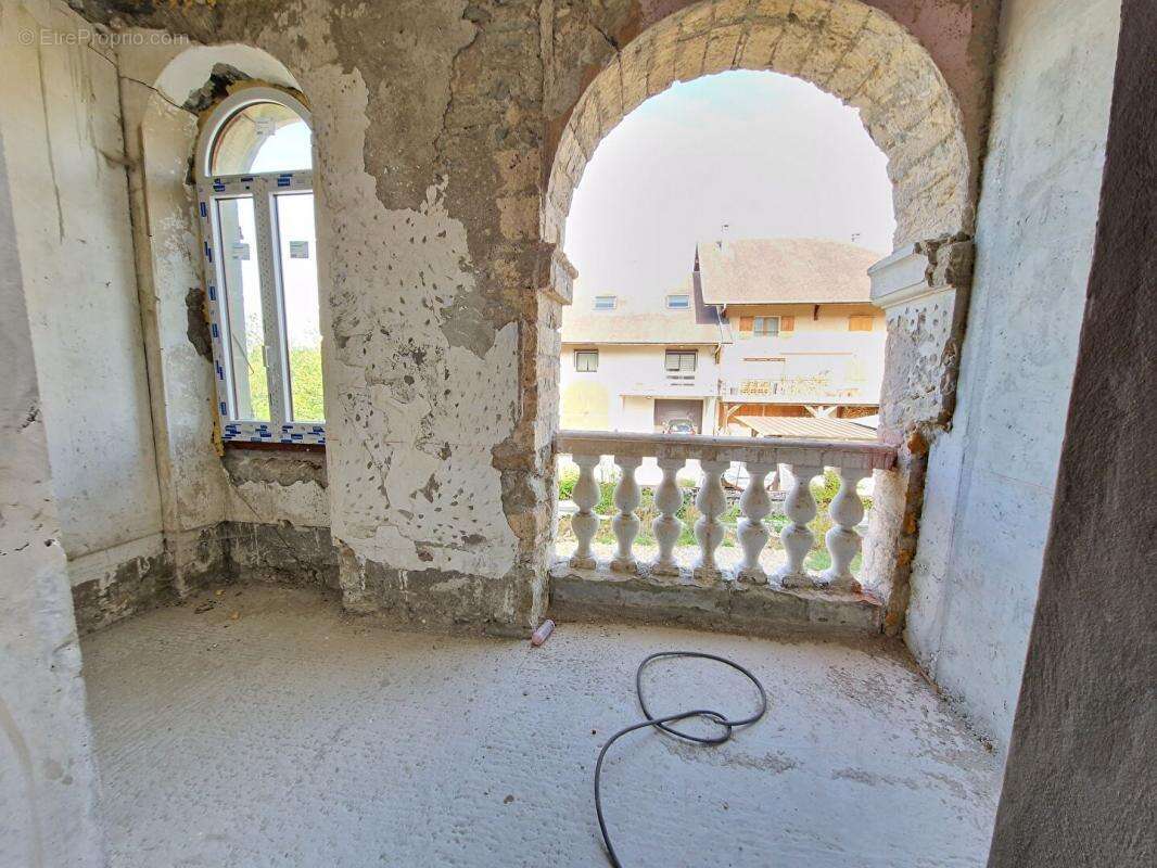 Appartement à ALBY-SUR-CHERAN