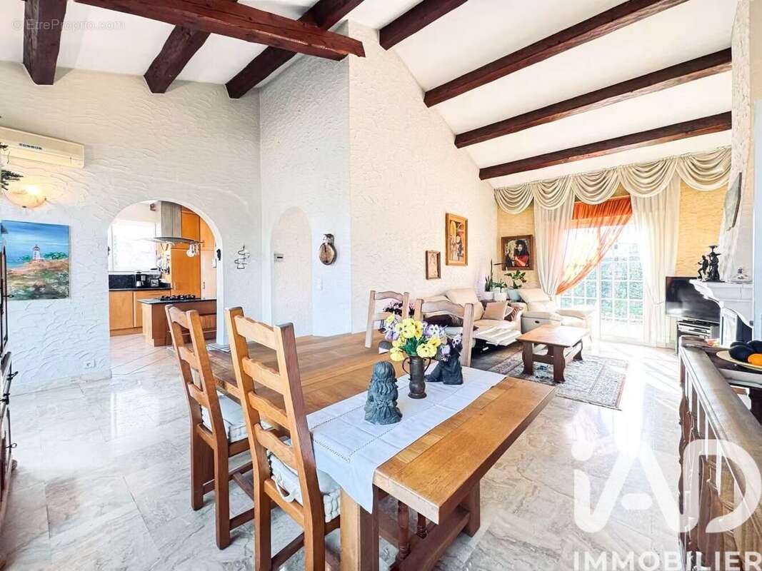 Maison 104 m² à Frejus  - photo 3