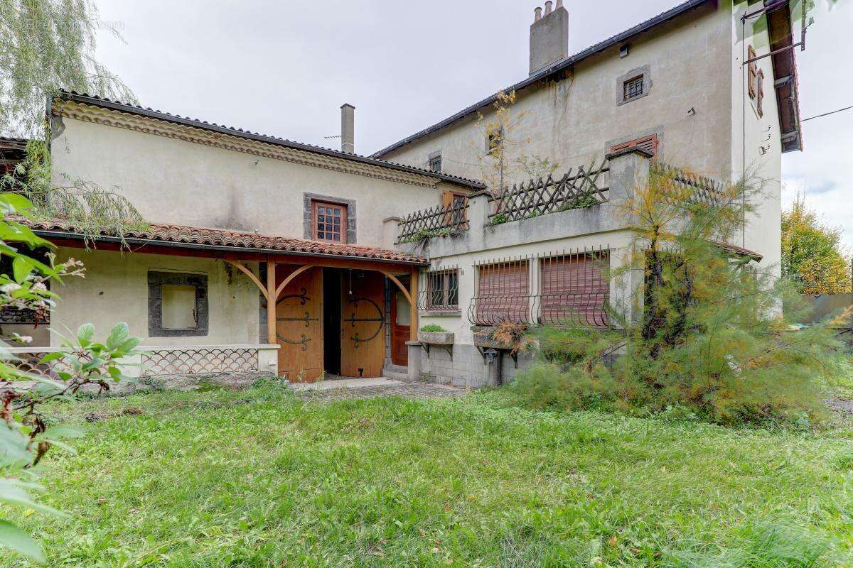 Maison à PONT-DU-CHATEAU